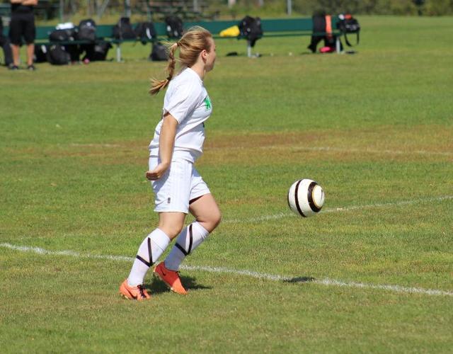 Women's Soccer Falls 6-1 to Unity College