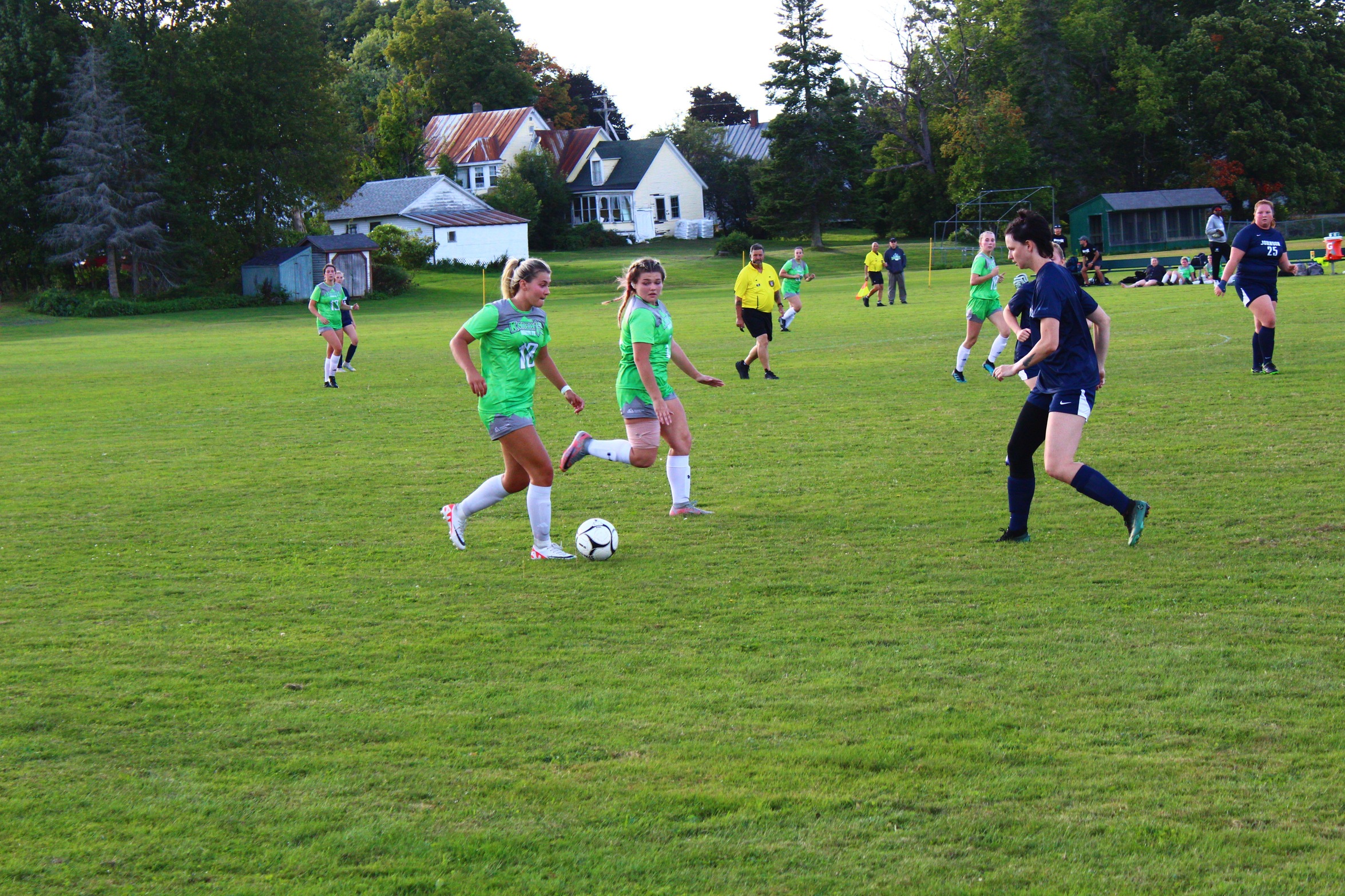 WOMEN'S SOCCER DROPS HOME OPENER