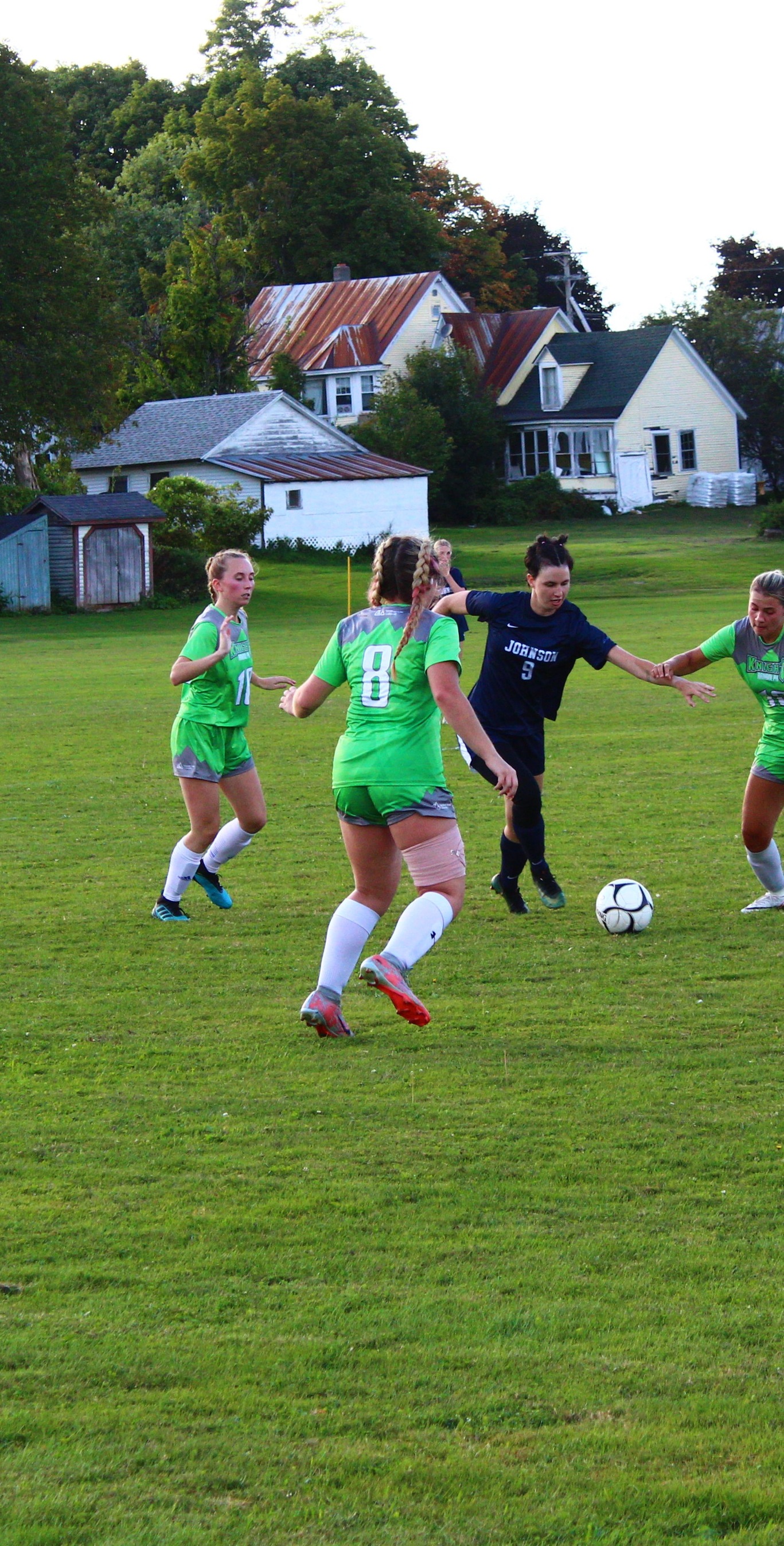 WOMEN'S SOCCER DOMINATE BAY PATH